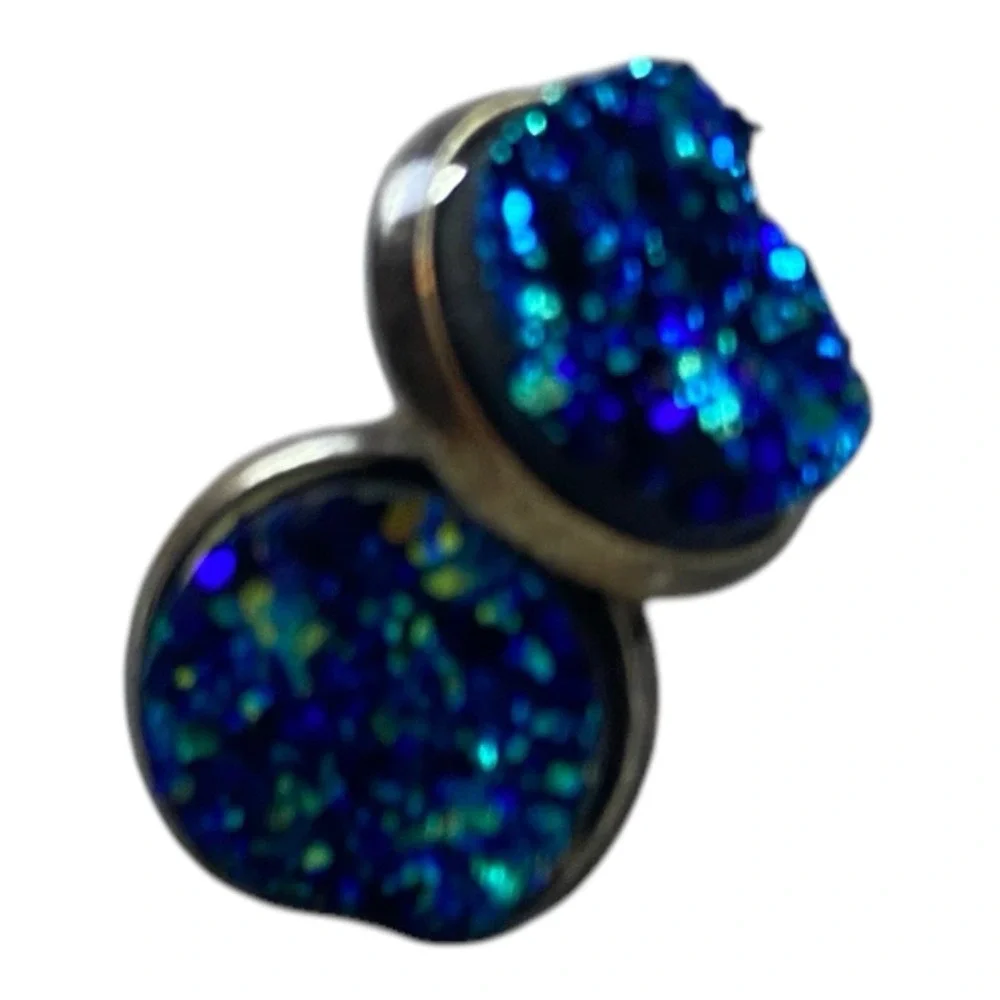 Silver Tone Metallic Blue Faux Crystal Shimmer Cufflinks Lightweight‎ Round